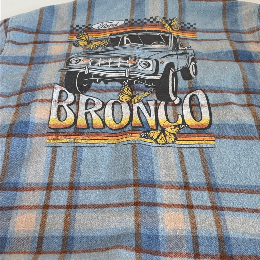 Ford Bronco shacket flannel blue brown cream flannel butterflies Bronco graphic - Picture 15 of 16